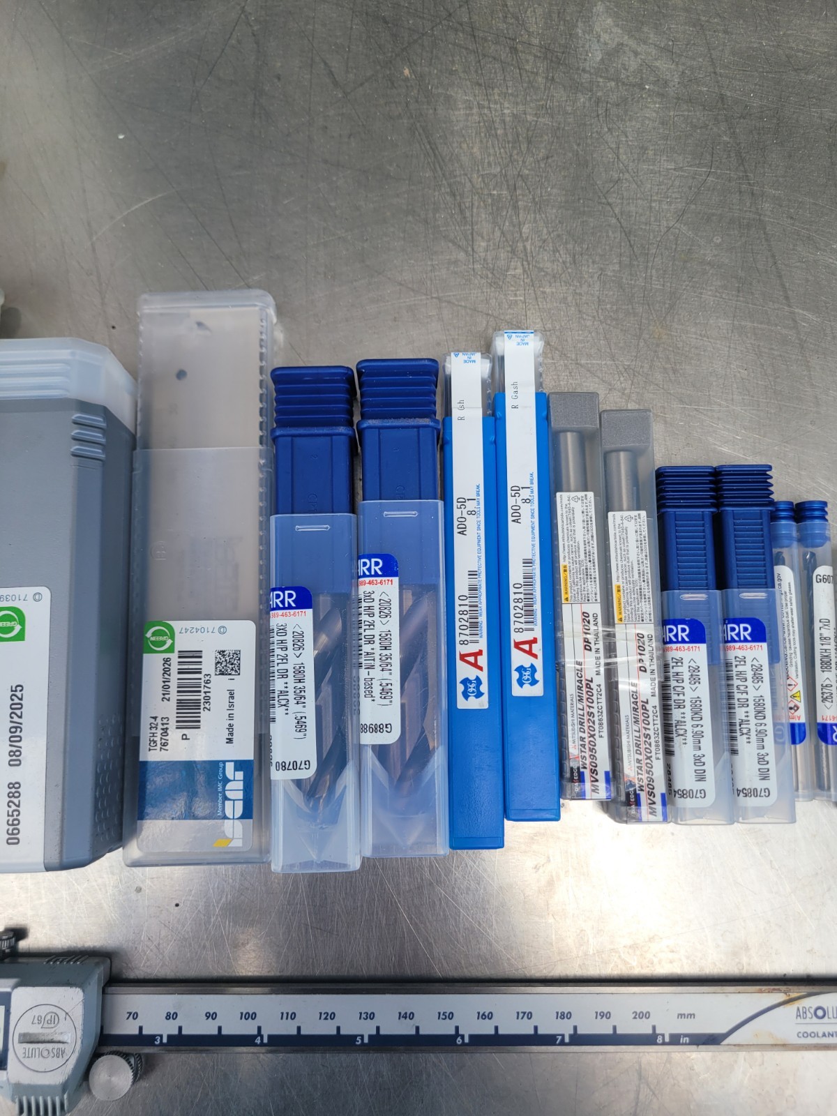 Tool Lot (Carbide Hole Thru Drills, Carbide drills, Tool Holders)
