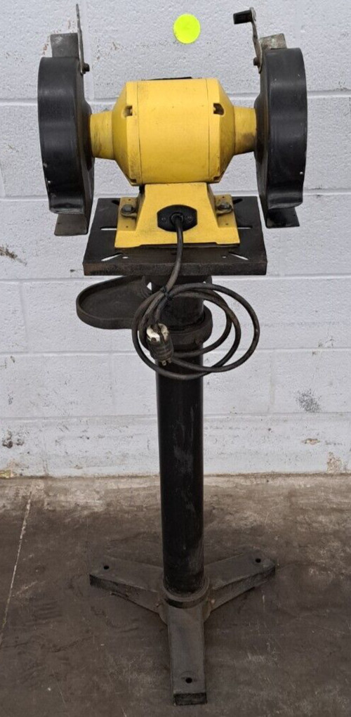DEWALT BENCH GRINDER DW758 8″ BENCH 120 VAC 60HZ 4.2A 3600 RPM YL65963