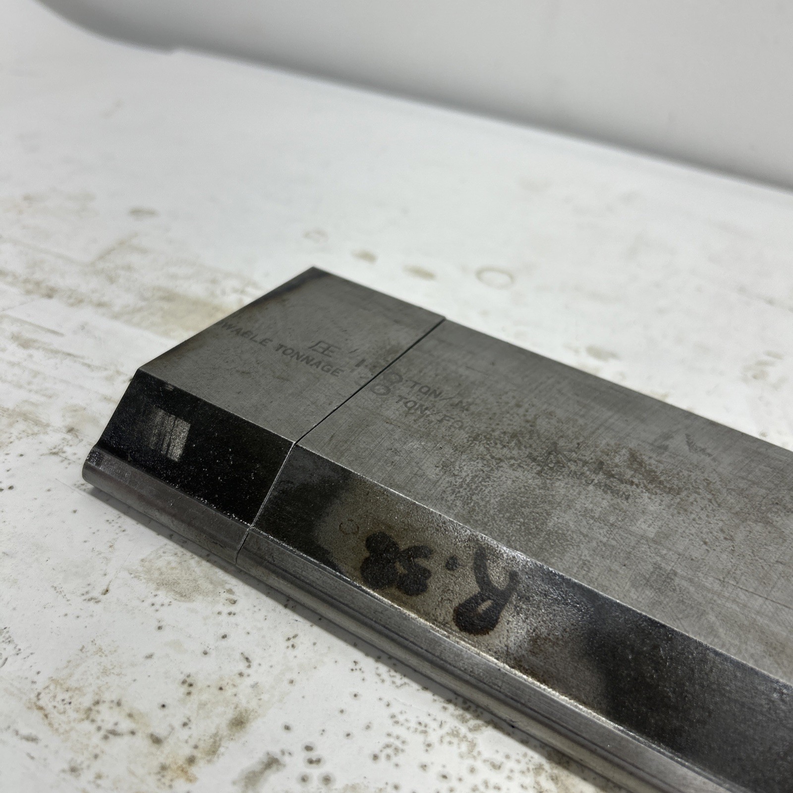 AMADA STANDARD 88 DEGREE PUNCH R.38 460MM LONG 3 PC. 14803 .120 R SECTIONALIZED