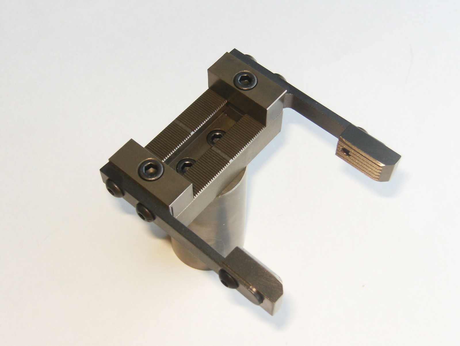 CNC Bar Puller, 1.25″ Round Shank