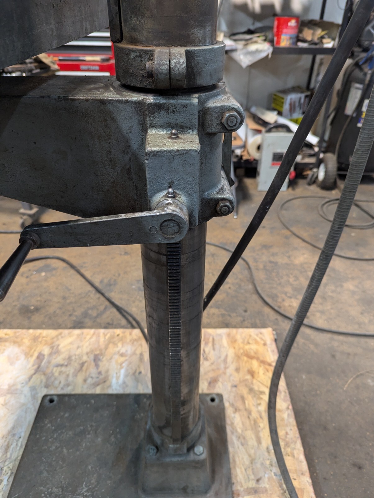 DoALL 20″ Geared-Head Drill Press Model D-20100