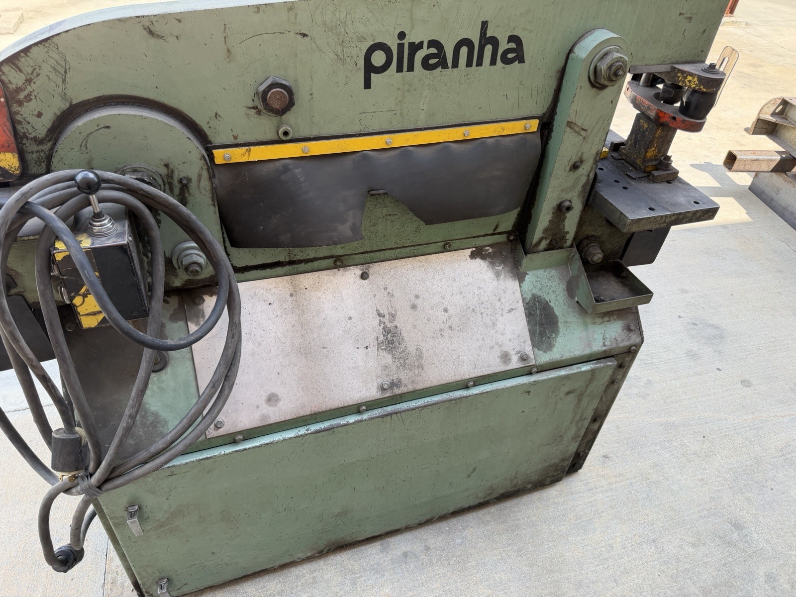PIRANHA P3 50 TON IRONWORKER PUNCH SHEAR NOTCH ANGLE PUNCHES INCLUDED FOOT PEDAL