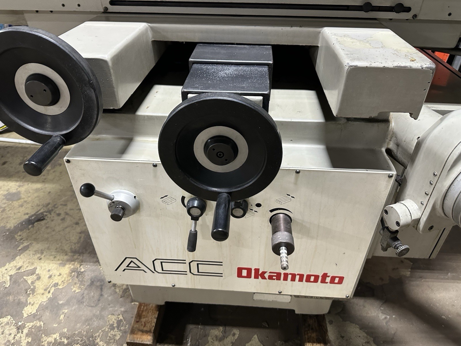OKAMOTO ACC-12.24ST 12″ x 24″ HYDRAULIC SURFACE GRINDER