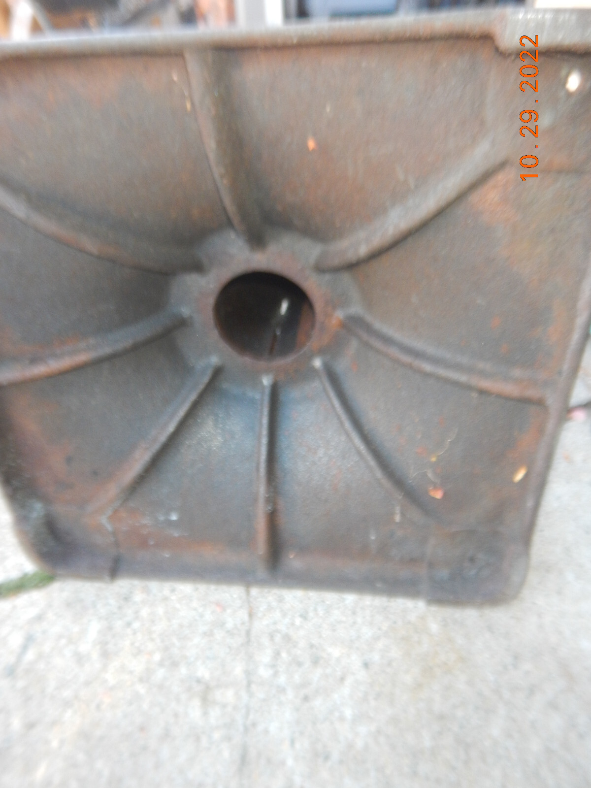 VINTAGE BLACK AND DECKER B&D GRINDER PEDESTAL STAND