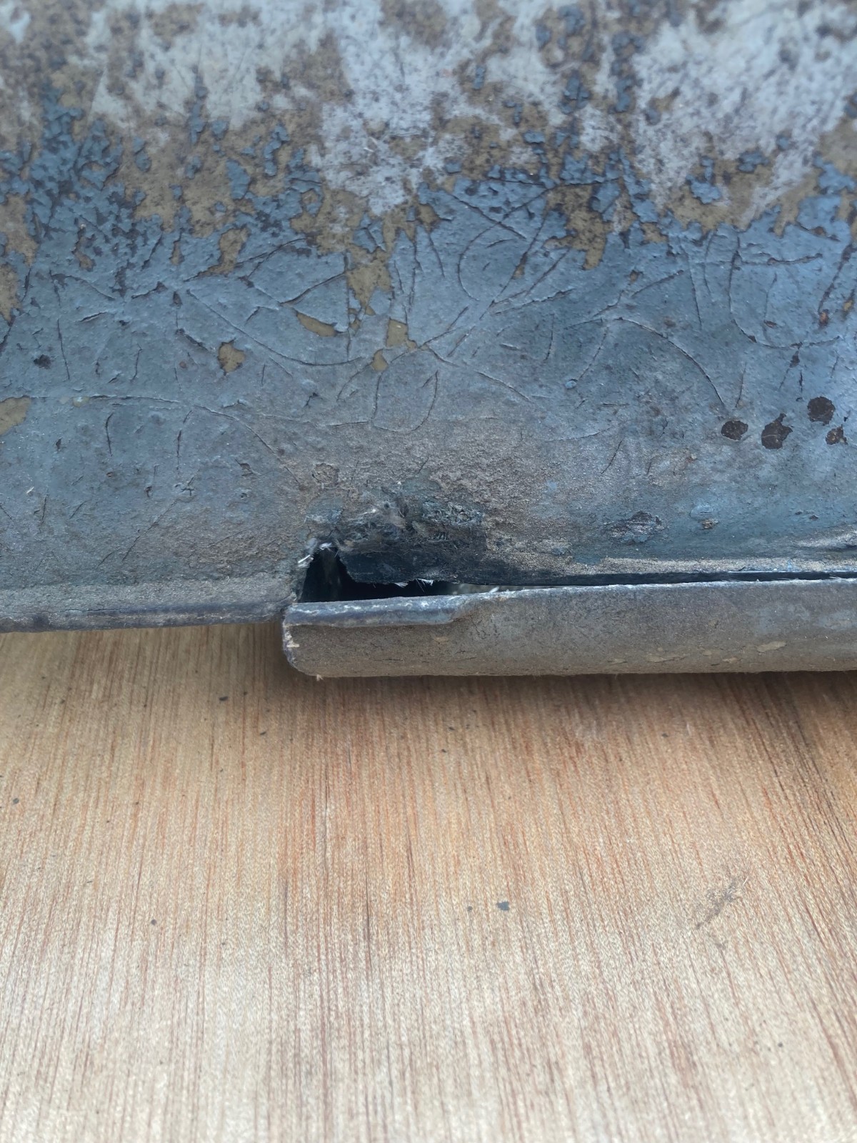 Late (’61-’62) Walker Turner 20″ Drill Press Fiberglas Belt Cover Guard Assembly