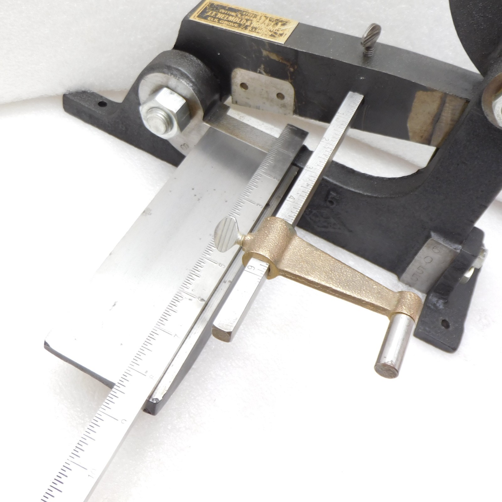 Helmold rule steel cutting creasing machine shear tool