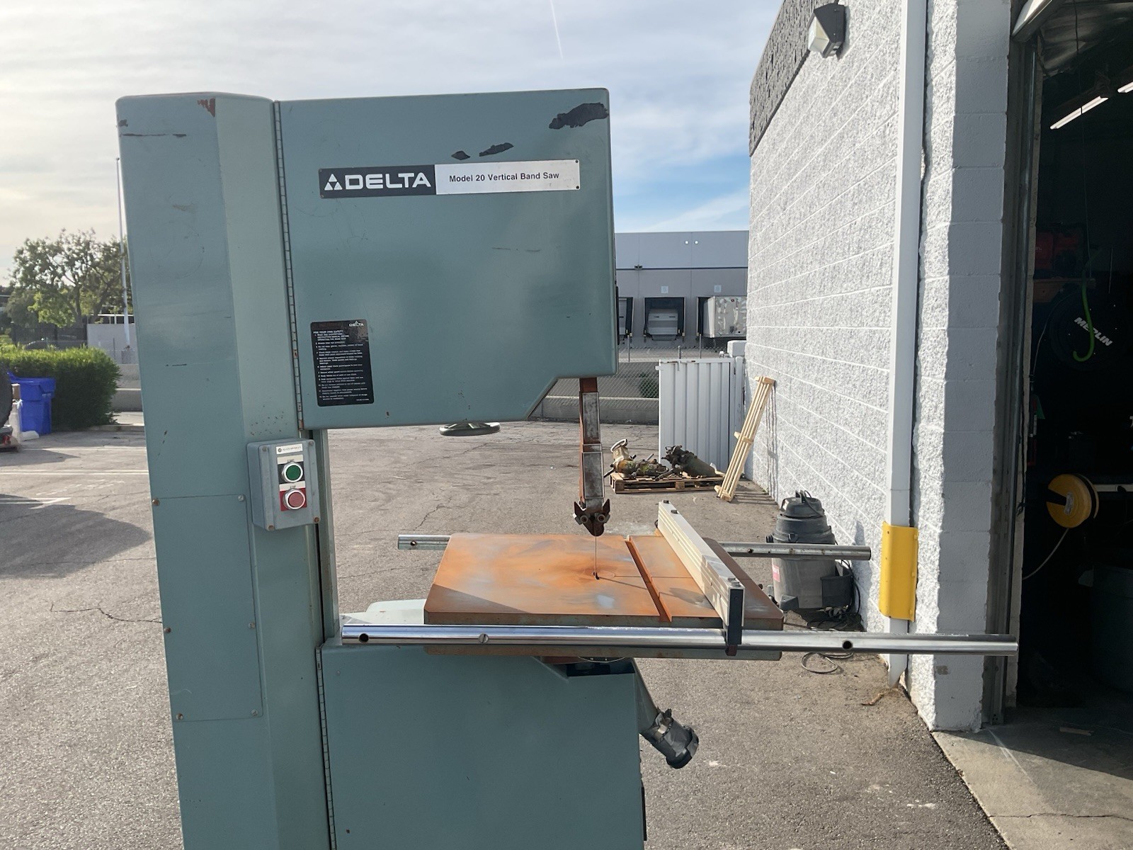 Delta 28-654 Model 20″ Vertical Band Saw Industrial 3PH