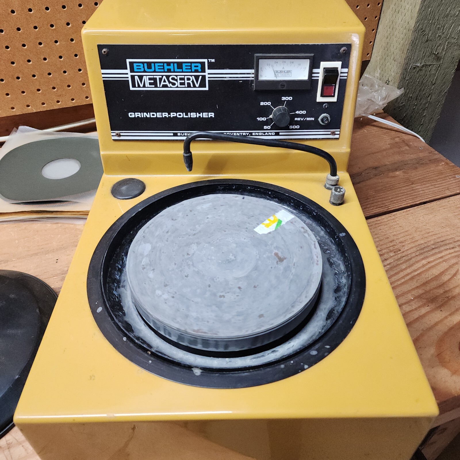 Buehler Metaserve Grinder Polisher 120V 95C 2248 250 READ DESCRIPTION