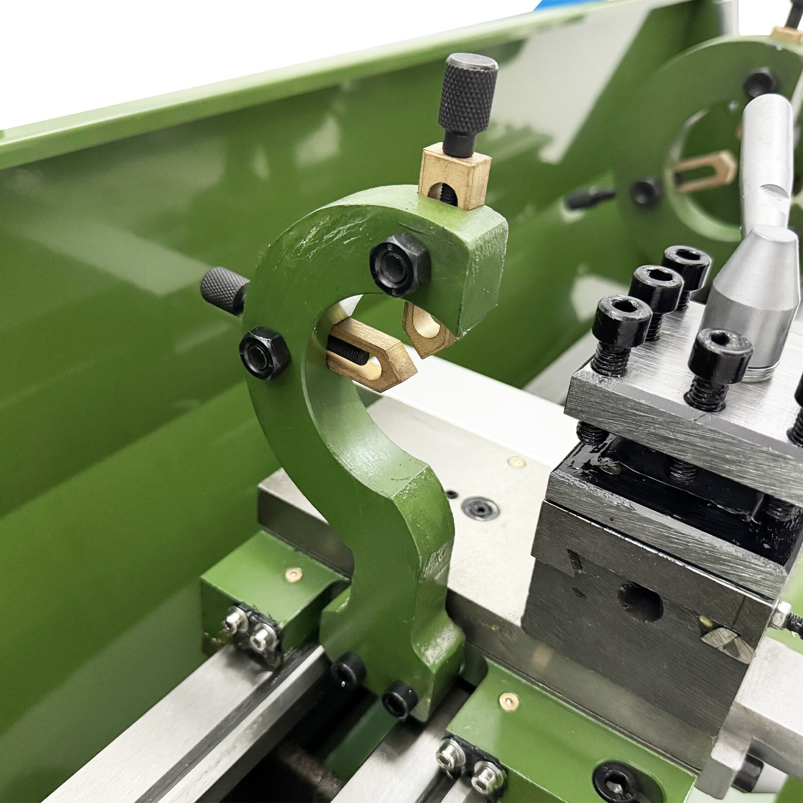 110V 1100W Double Chuck Precision Metal Bench Lathe 8″*29.5″ With Grating Ruler