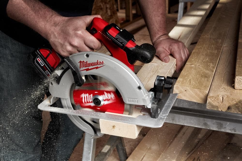 Milwaukee M18 7-1/4Inch Circular Saw Brushless Certified Refurbished (Bare Tool)
