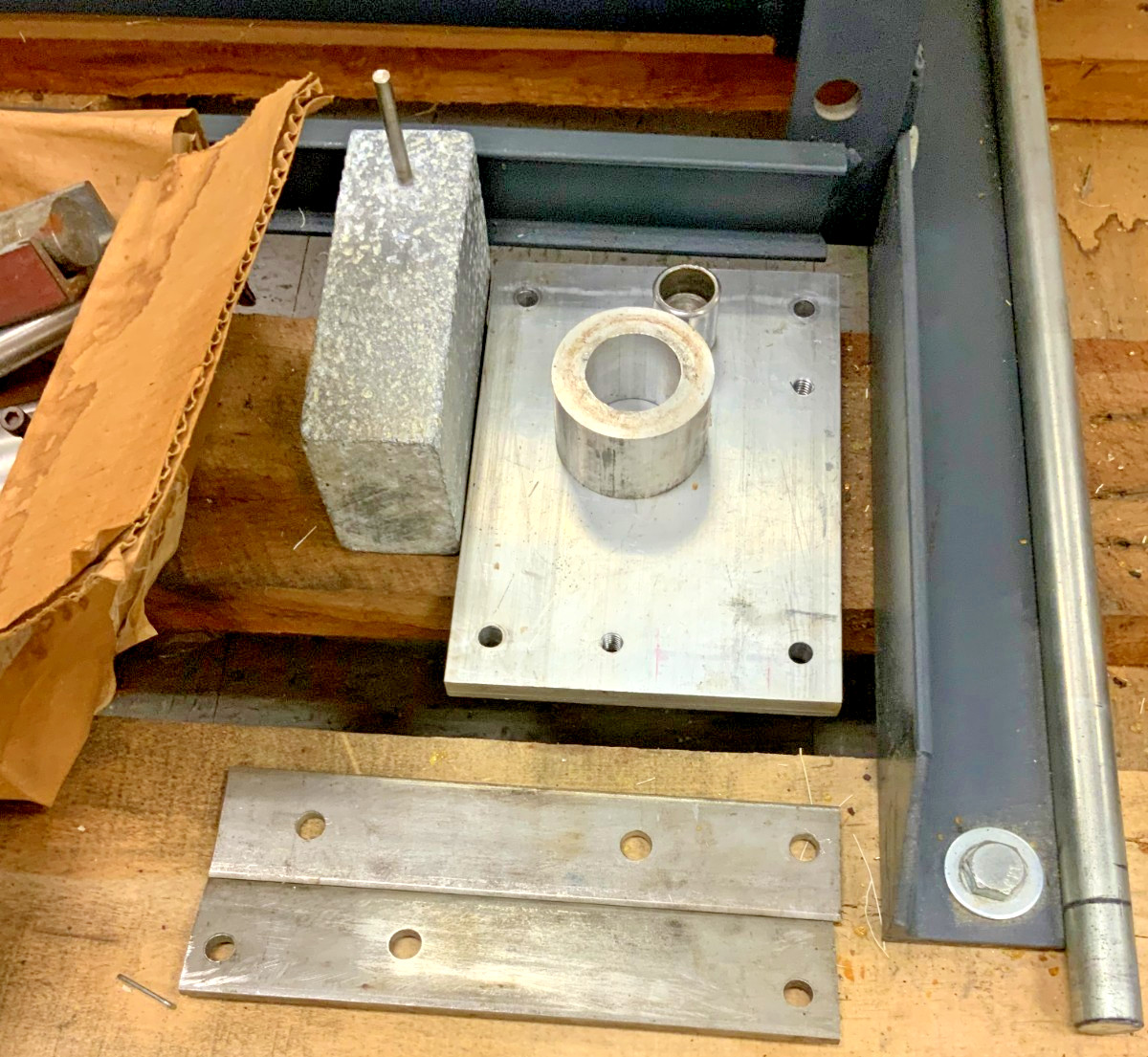 Dake 907001 25-Ton Hand Operated Hydraulic Press H-Frame Rapid Ram Return D8A