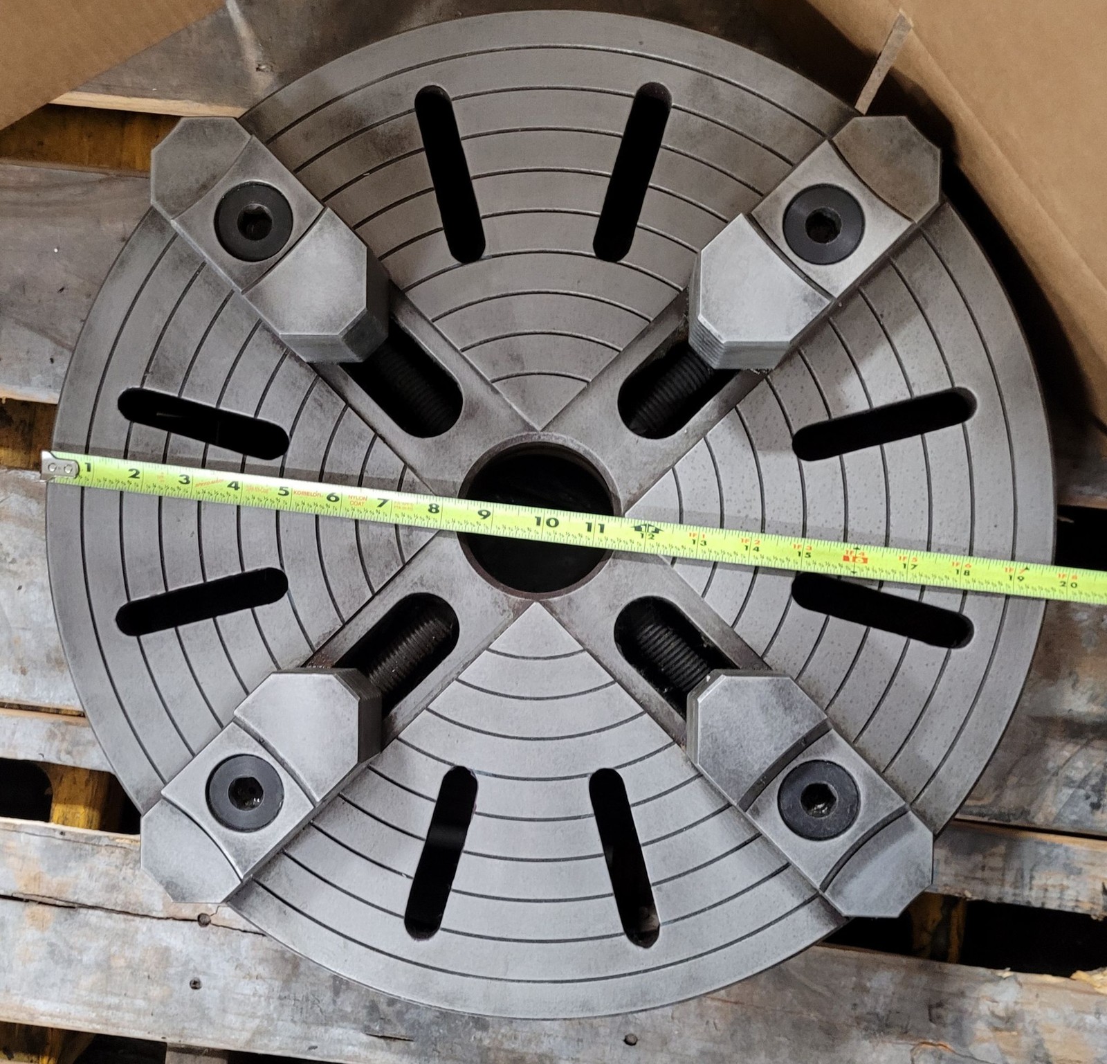 CMEC 19.75 inch – 4 Jaw Lathe Chuck