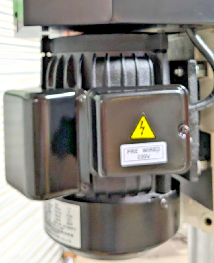 VECTRAX RF-401VS/1VTX 20" Drill Press 1-1/2HP 220V *Needs Electrical Re