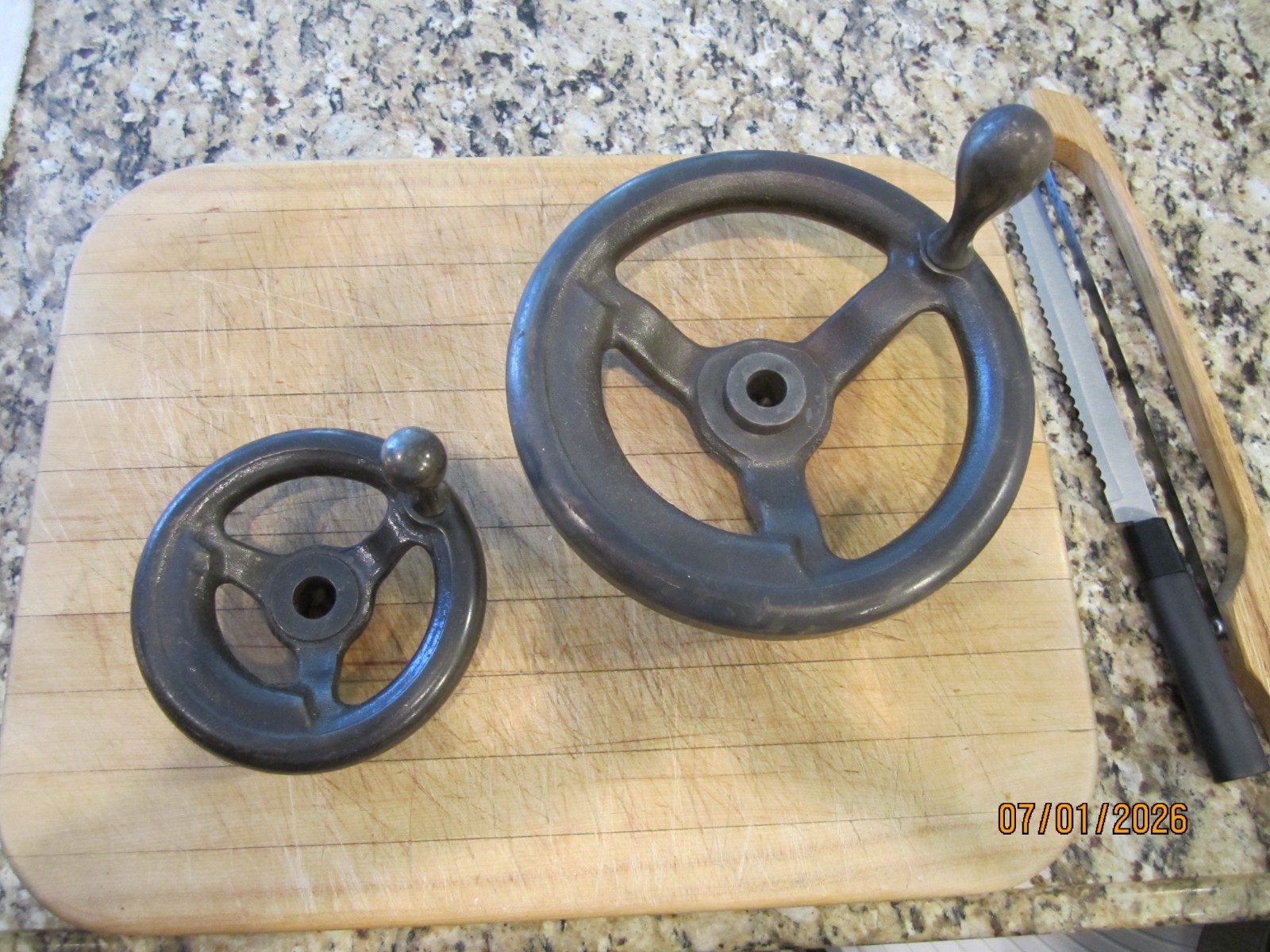 Lathe wheel crank handle set of two – 5/8 in bore – 8 in and 5 in diameter