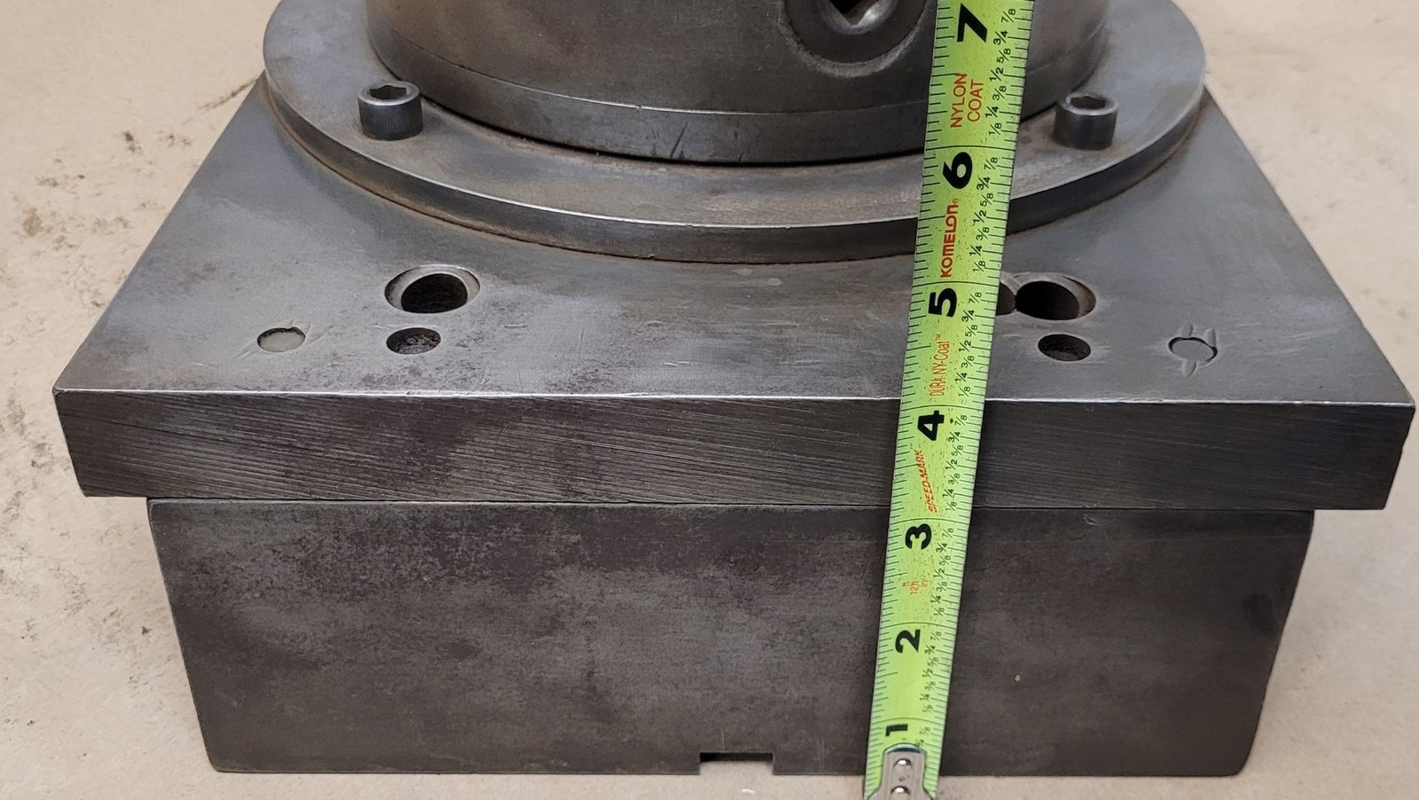 Le Blond 8in – 3 Jaw Chuck w/ Angle Plate 14x10x4in