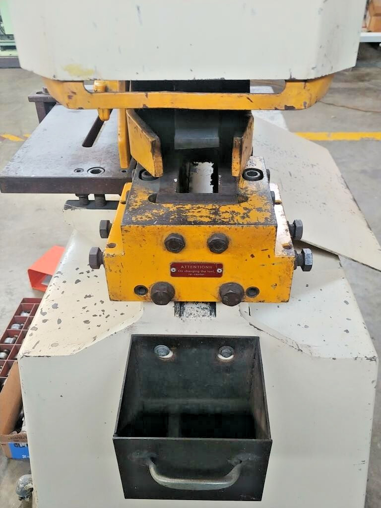 Geka Hydracrop 50 Ton Ironworker, Model HYD-50 w/Lot of punches & dies, notcher