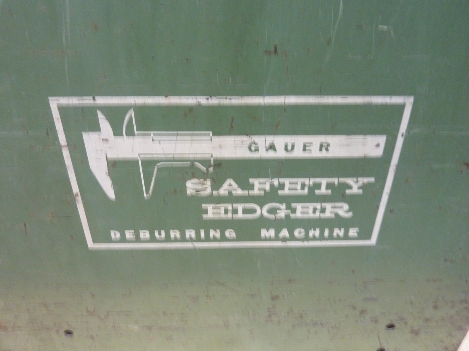 GAUER SAFETY EDGER DEBURRING MACHINE MOD 5H10NC 10″ MAX WIDTH (31248)