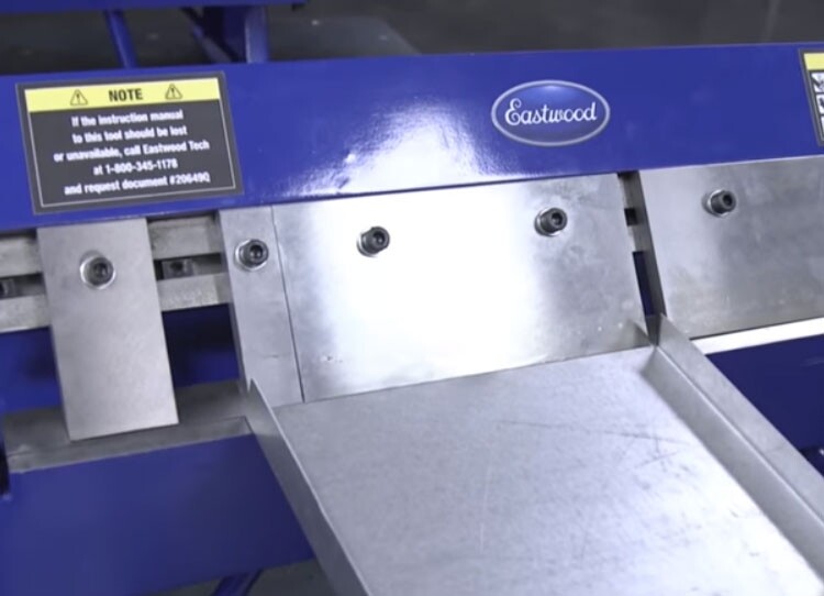 Eastwood 24″ Small Shop Box And Pan Sheet Metal Brake Metal Sheet Working Tool