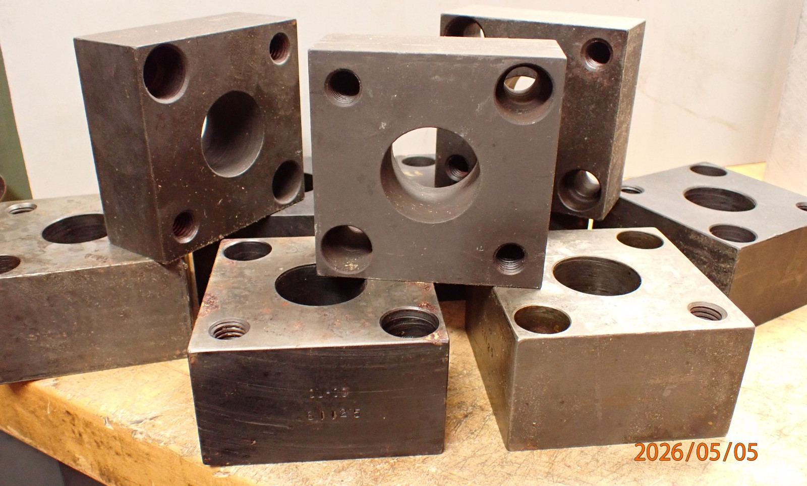 LOT Q12: 9 QU-CO TE-CO RISER BLOCKS MACHINIST JIG FIXTURE SETUP TOOLING