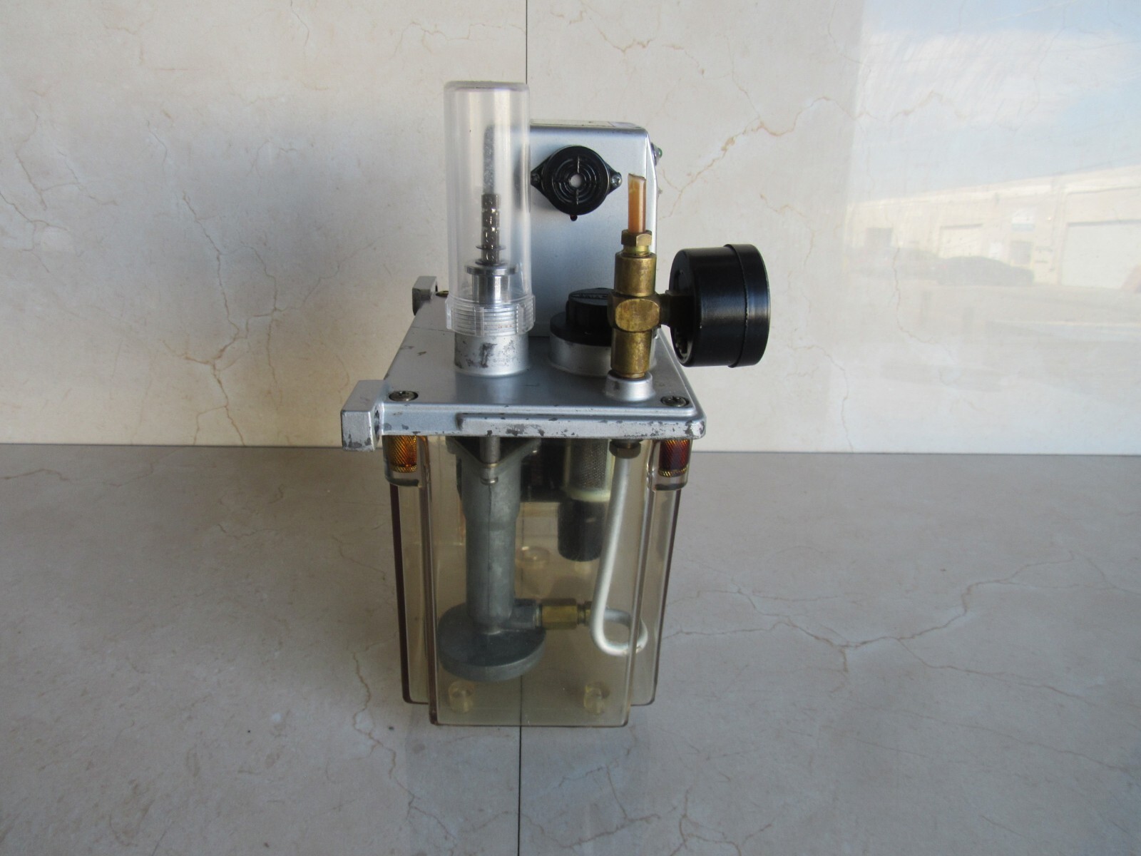 Chen Ying CES-15 AC-220v Lube Pump CES15 CES-TYPE Lot # 3489 Listed by Greg