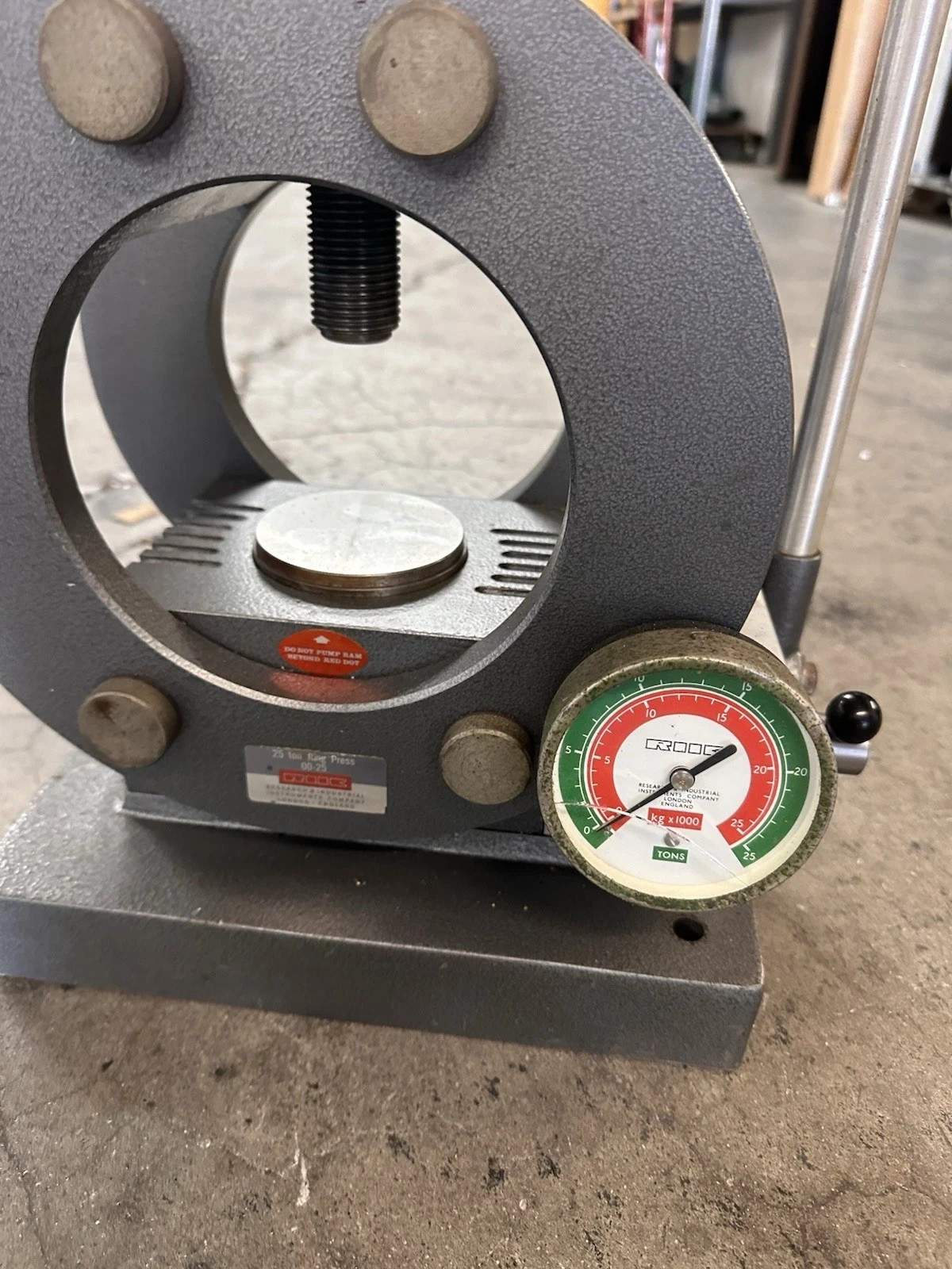 RIIC 00-25 Classic Benchtop Hydraulic Ring Press 25 ton