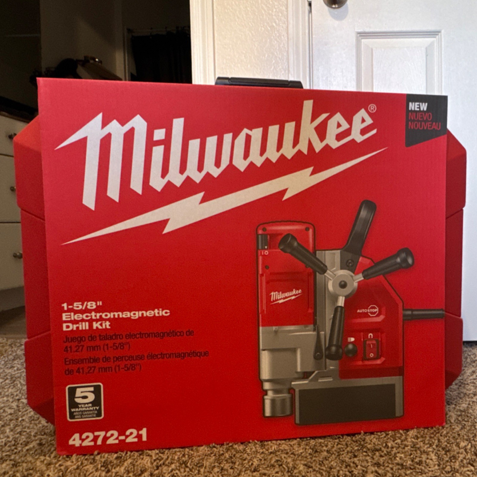 Milwaukee 4272-21 1-5/8 in Chuck Electromagnetic Magnetic Drill Press