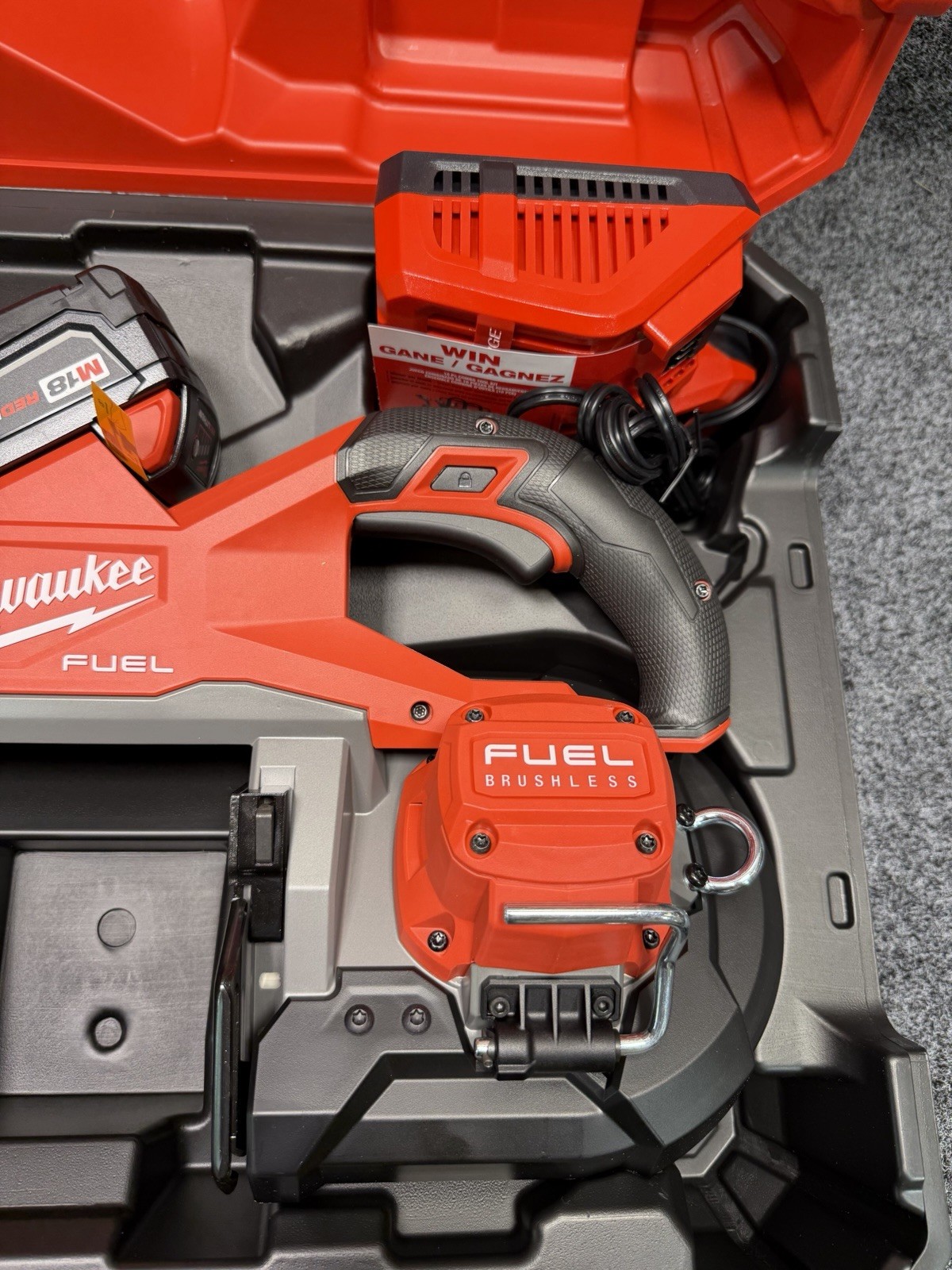 Milwaukee 2929-22 M18 Fuel Deep Cut Band Saw Kit NEW