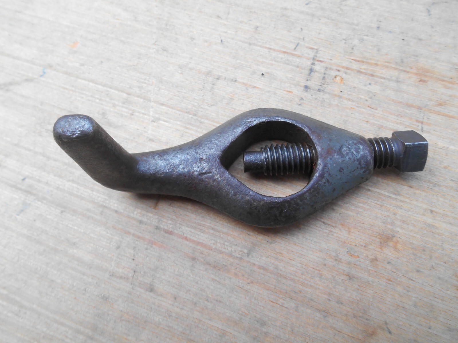 BENT TAIL LATHE DOG , 3/4″ , MARKED 282