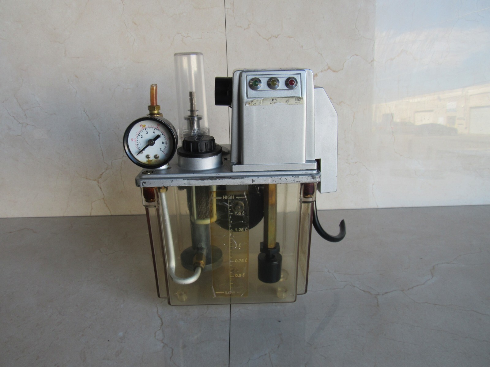 Chen Ying CES-15 AC-220v Lube Pump CES15 CES-TYPE Lot # 3489 Listed by Greg