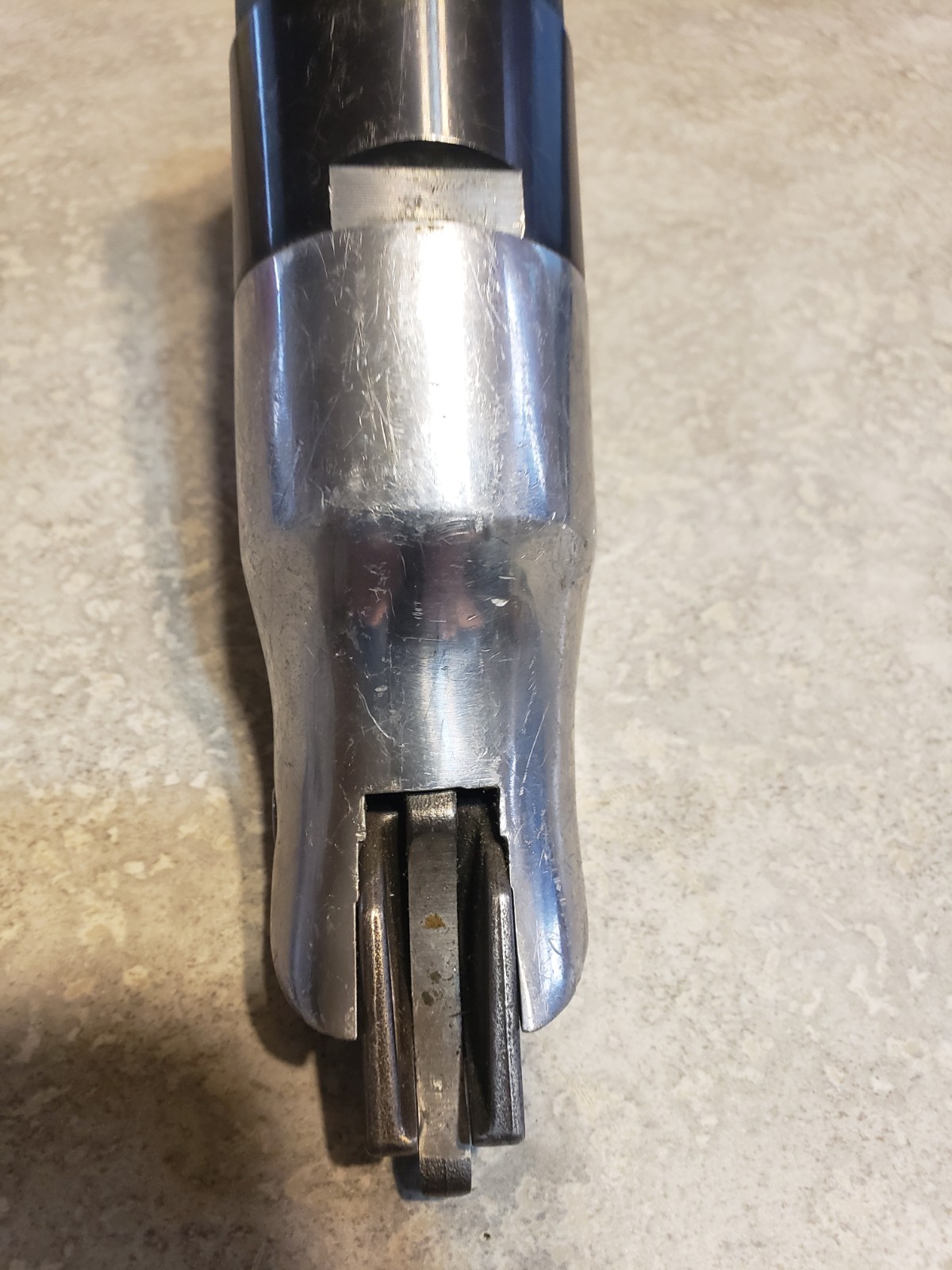 Hand held pneumatic sheet metal shears