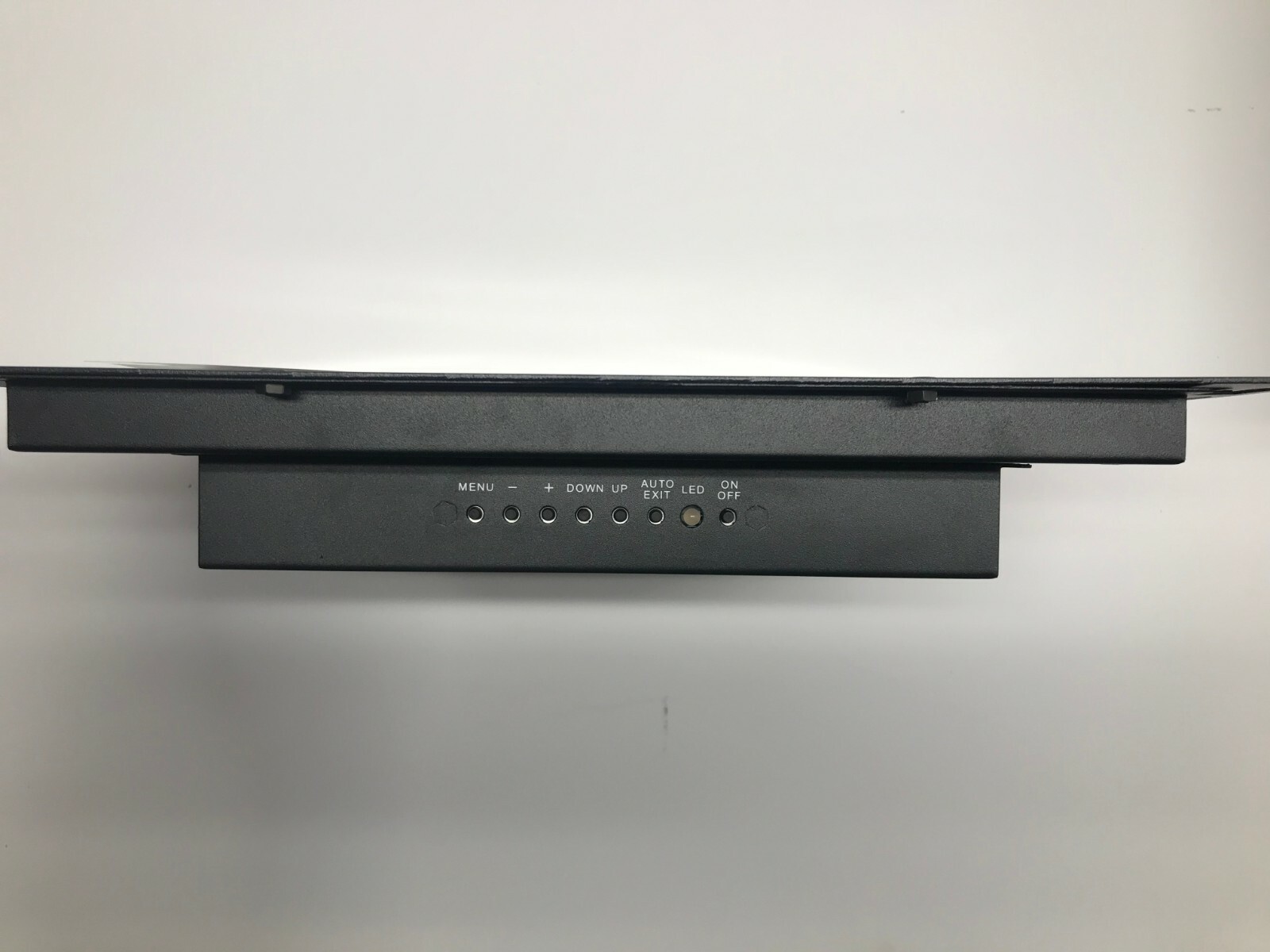 D14CM-01A A61L-0001-0096 CD14JBS MONITOR FOR GE FANUC 15M 16T PLUG AND PLAY KIT