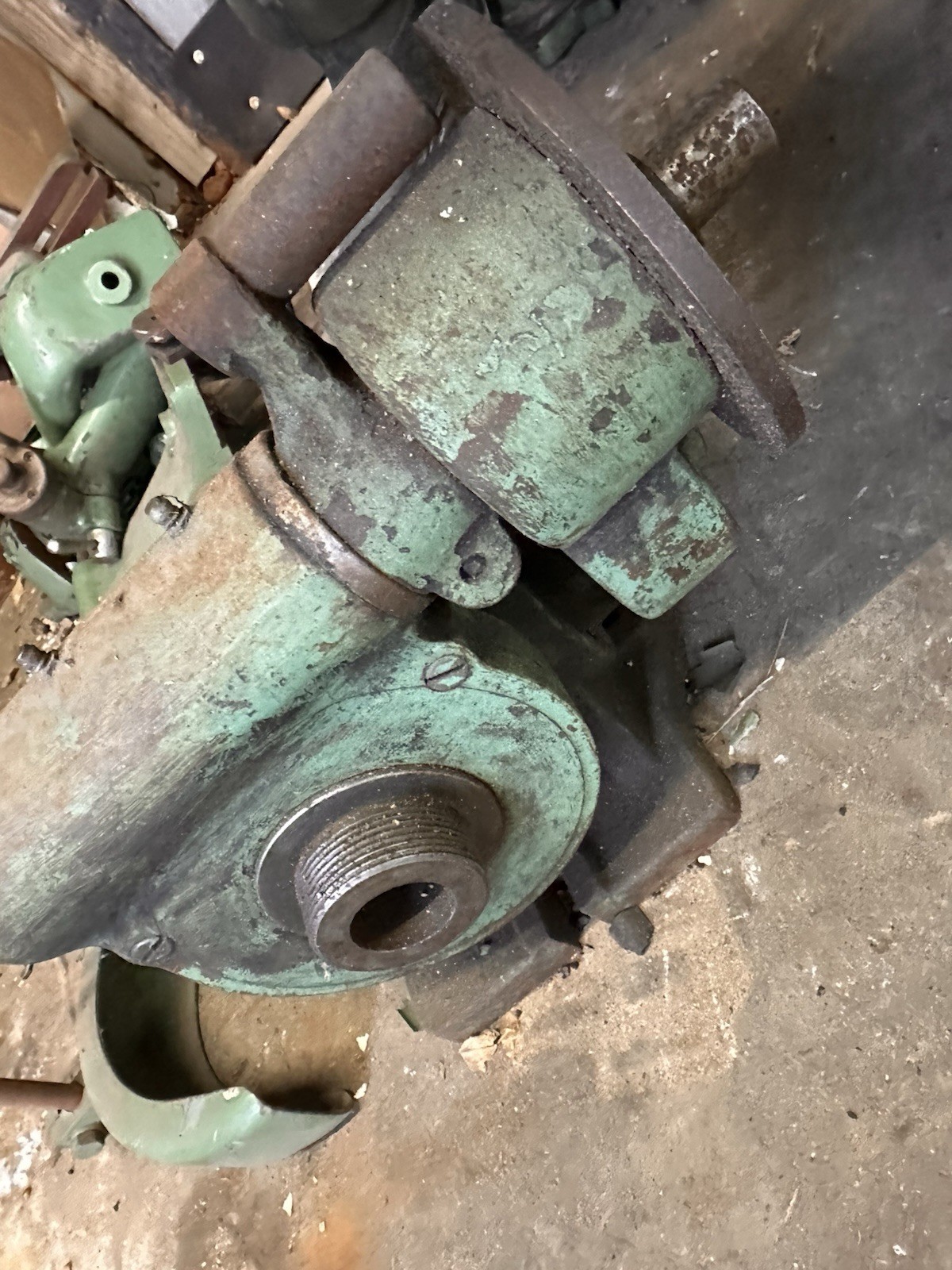Norton Surface Grinder Used In Good Working Condition With A lot Of Attachments