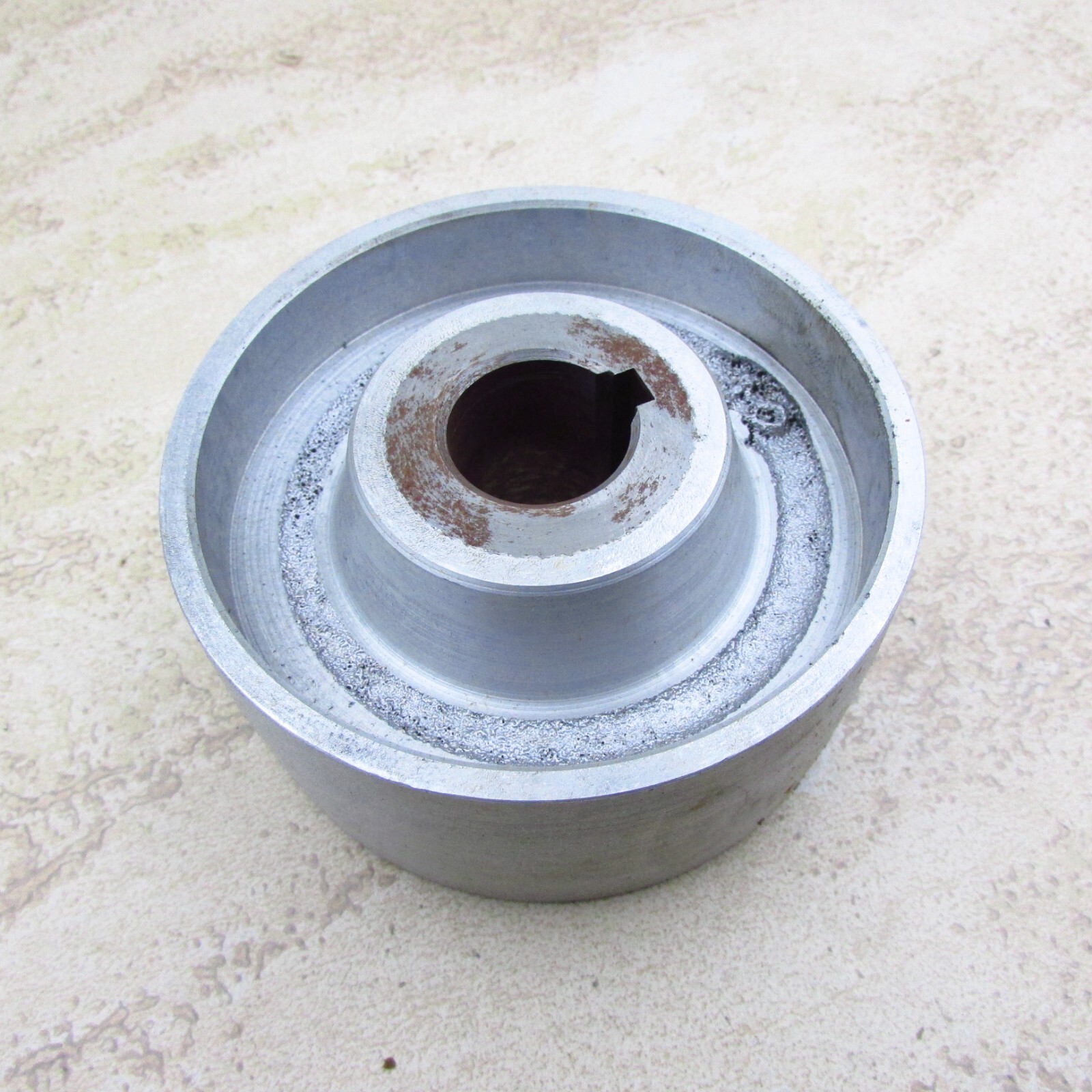 DUMORE Series 12 Tool Post Grinder Pully 12 Part Number 671-0157