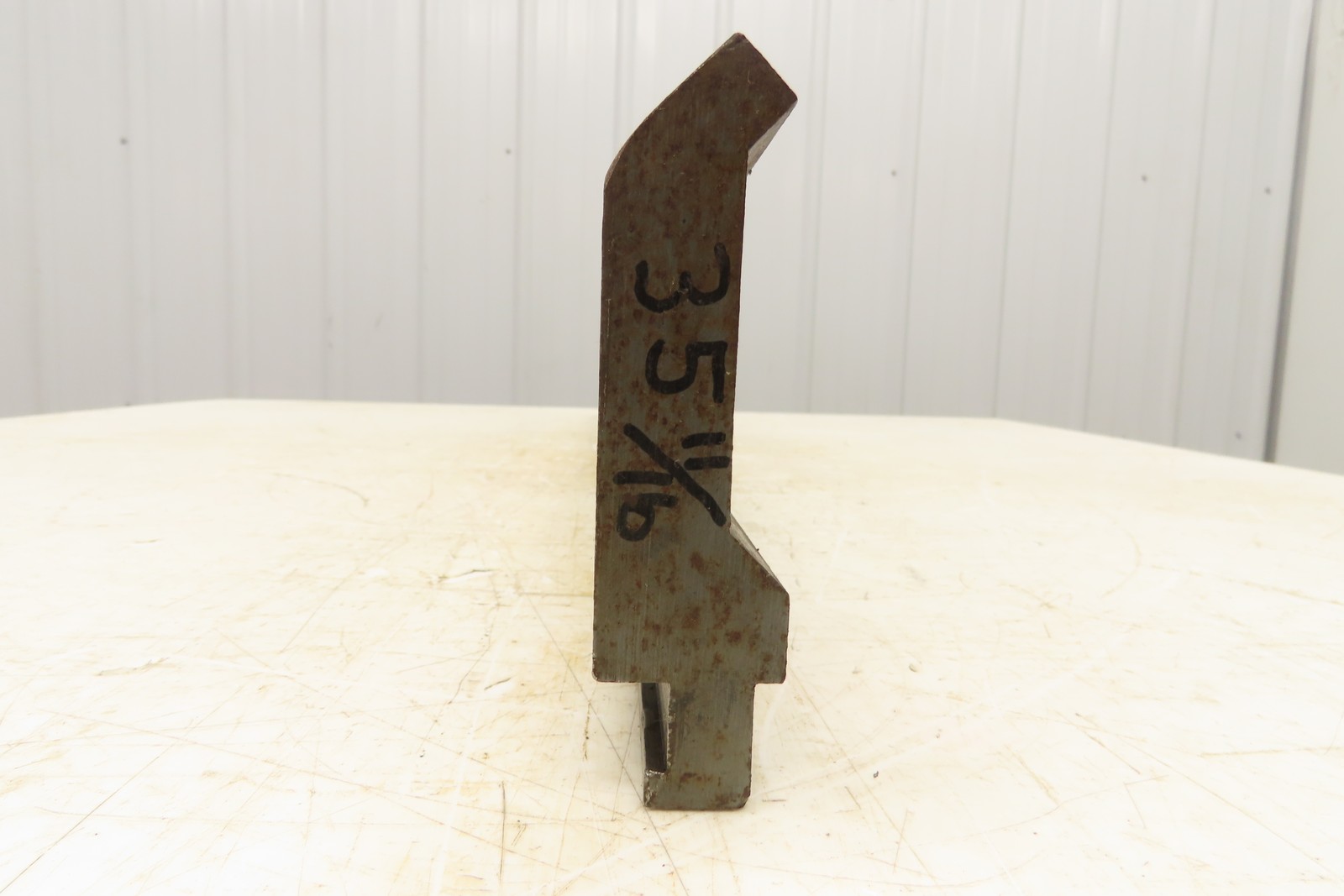 Press Brake Gooseneck Punch Die 35-3/4″ L 90° V 1/2″ Finger 3-5/8″ H Safety Tan