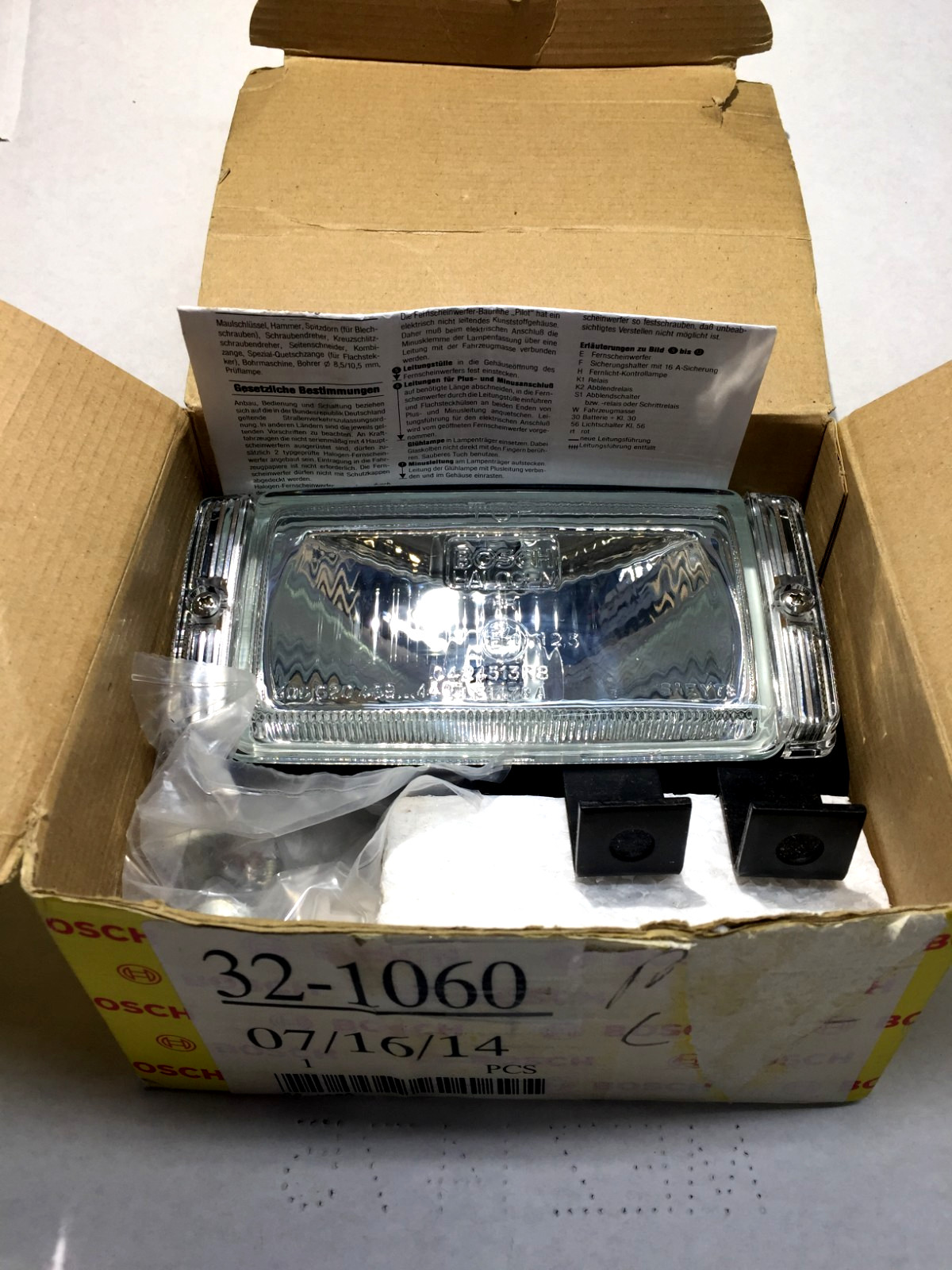 HAAS BOSCH WORK LIGHT 12VAC RECTANGULAR KIT PT# 32-1060 FOR MED VF MACHINE (F-1)