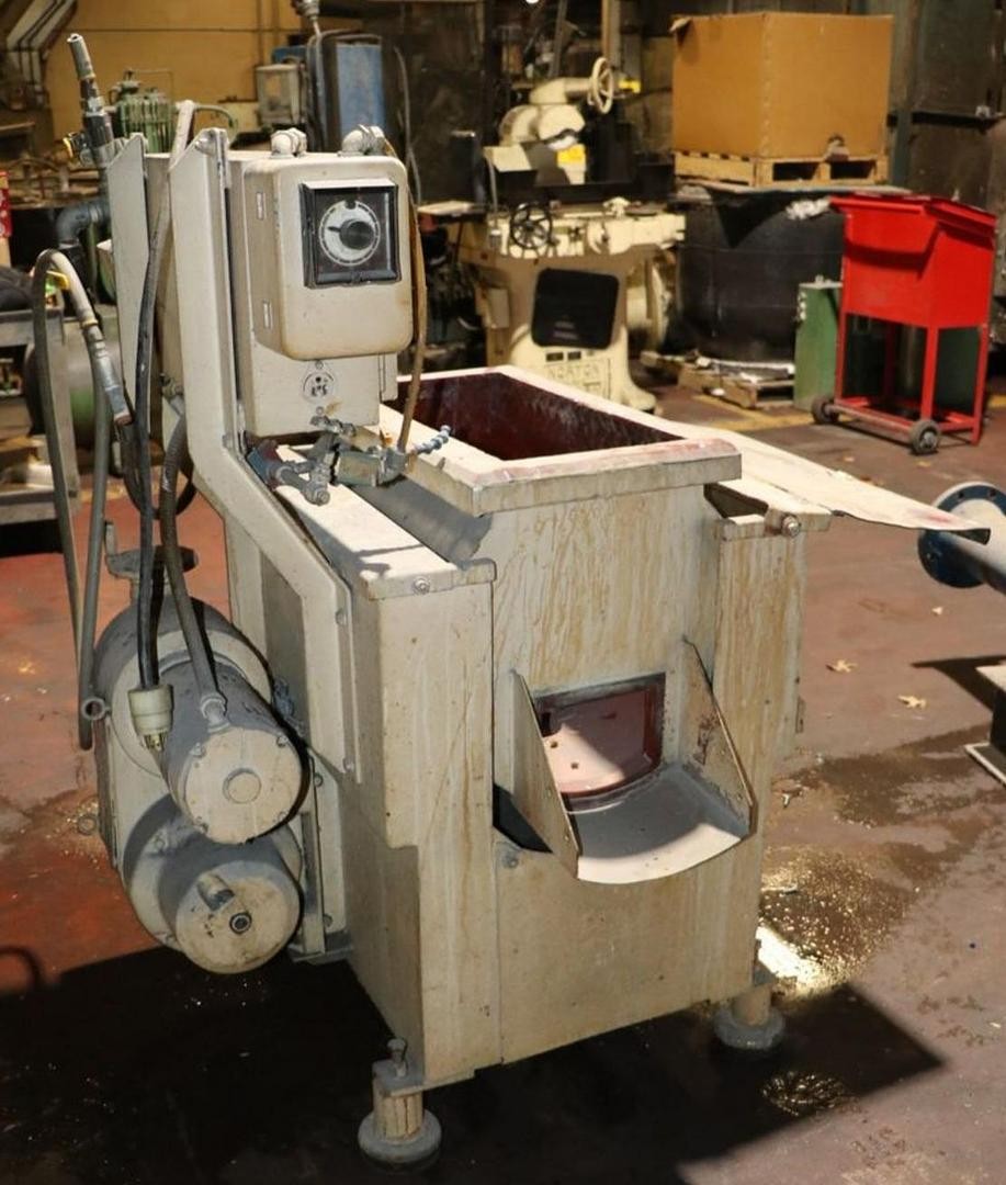 UltraMatic Reeves VC-1824 Vibratory Deburring Tub 3 Cu. Ft Capacity
