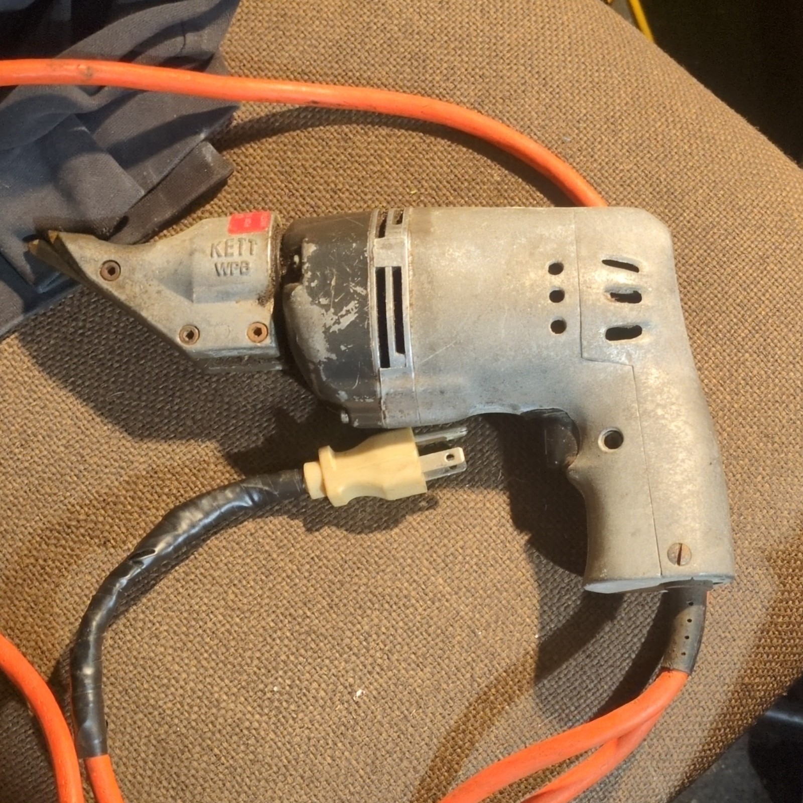 Kett Corded Electric Sheet Metal Shear Cutter Tool, Manual Control