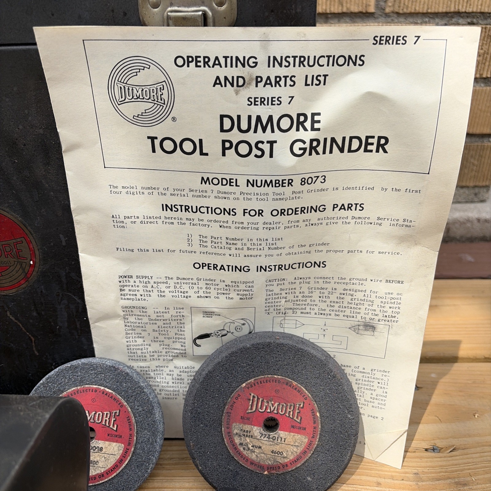 Dumore Tool Post Grinder Kit 7-011 With Case Heavy Duty Plus Extras