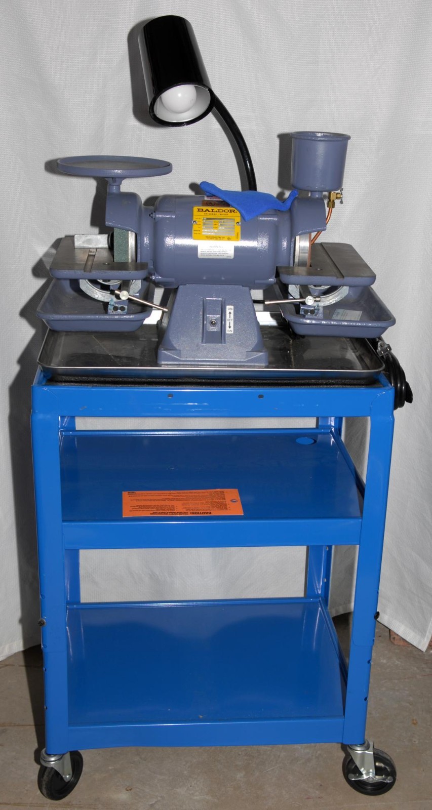 BALDOR No. 522 3600RPM 1/2HP 1PH 6″ DIAMOND WHEEL GRINDER w/ WHEELS & STAND-NICE