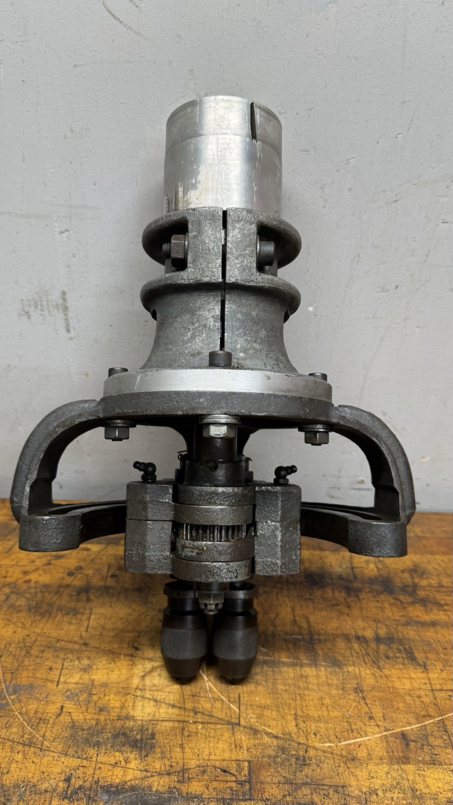 Two-Spindle Drilling Head Multi-Spindle Drilling Tapping Head Linderme Machine
