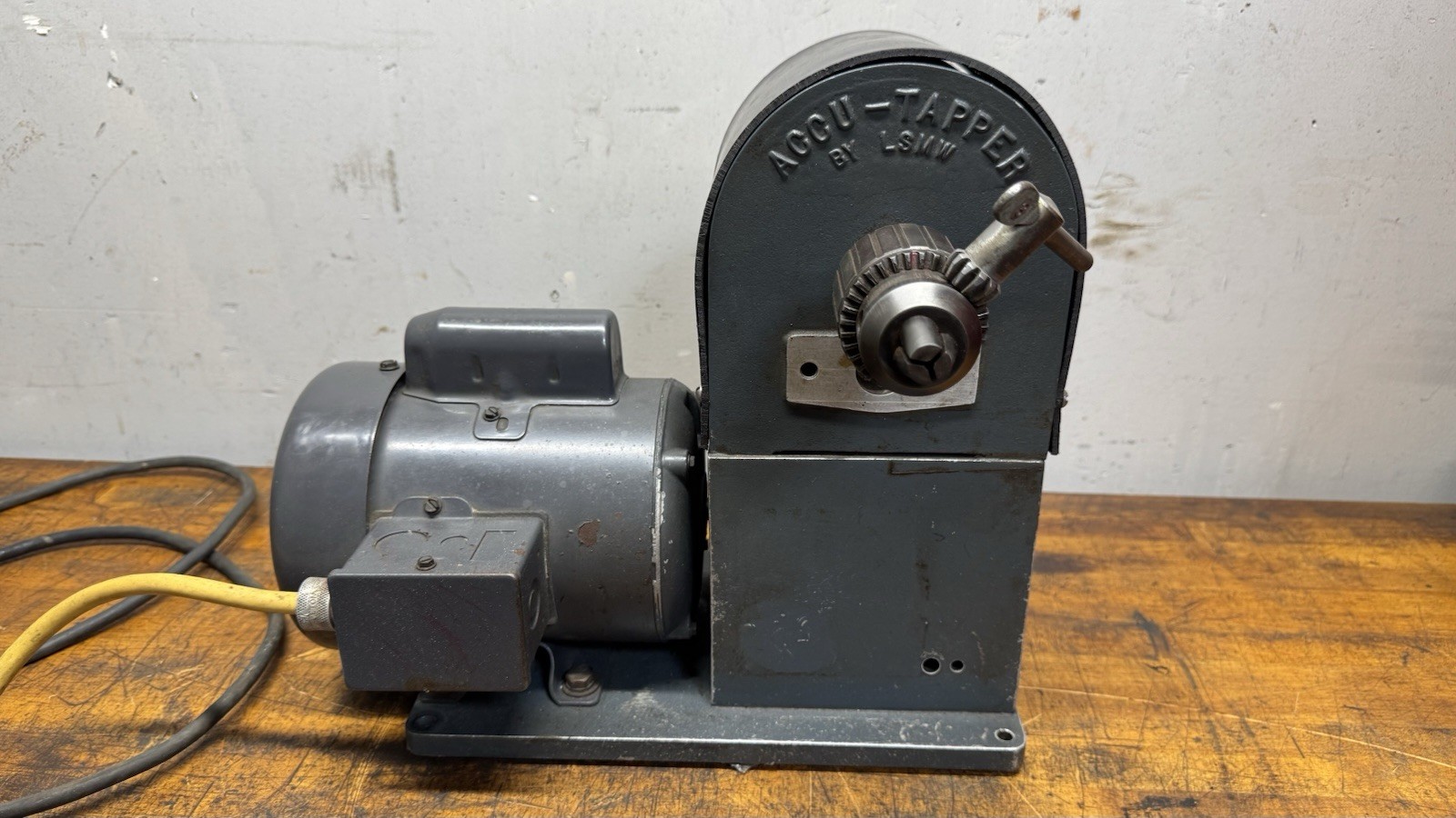 LSMW Accu-Tapper Horizontal Tapping Machine 1/4HP 115V