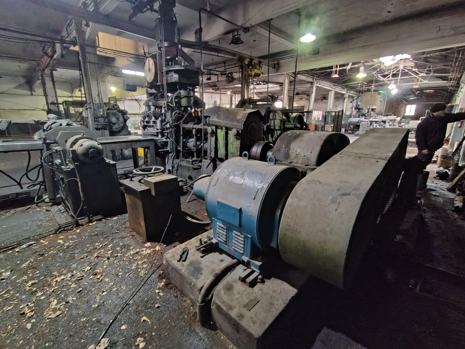2 HIGH ROLLING MILL POMINI LAMINADOR 800MM
