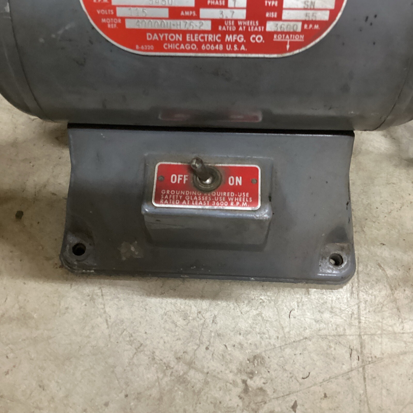 2Z315U Vintage 1/3hp. Dayton 3600rpm Commercial 6” Bench Grinder 1/2”arbor 114A