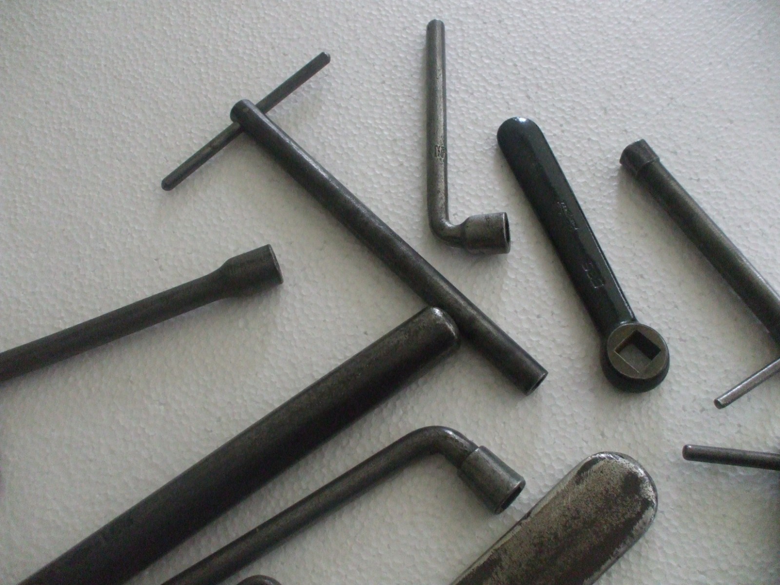 MACHINISTS LATHE MACHINE WRENCHES TOOLS POST T-HANDLE