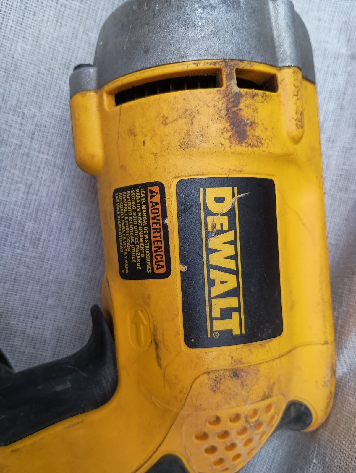 DEWALT DW890 18 Gauge Corded Swivel Head Shear, TESTED WORKS RT