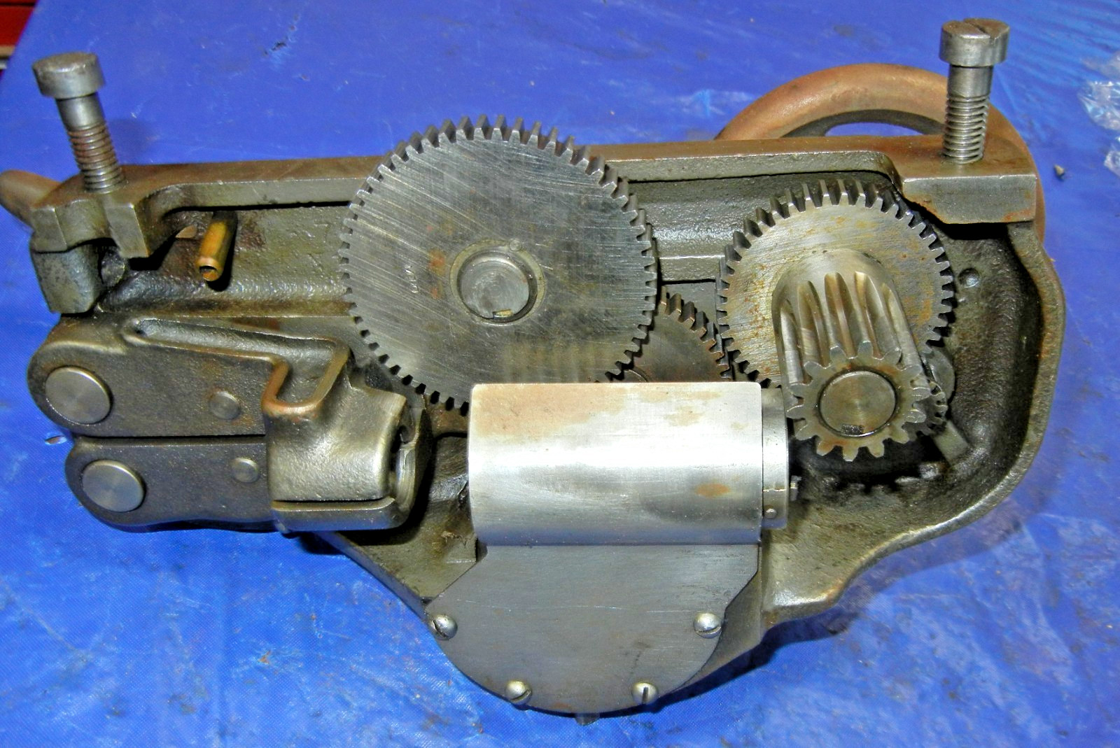 South Bend 9″ 10K lathe apron with half nuts model A or B