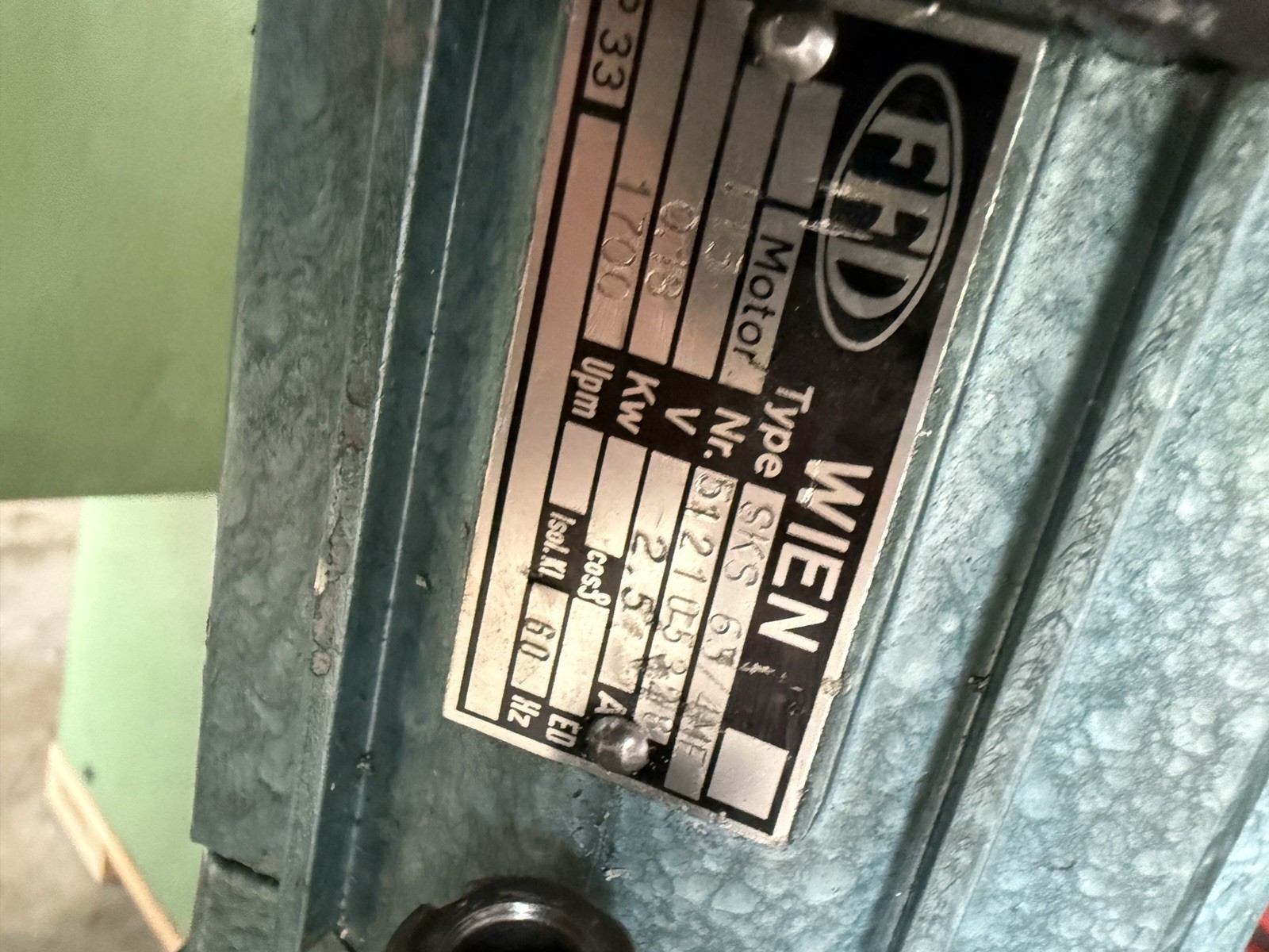 Emco Maximat V10-P 6-Speed Geared Milling Head 110V MT2 Complete Column Bracket