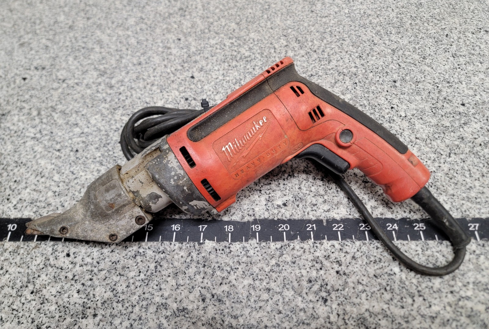 Milwaukee 6852-20 18-Gauge Metal Shear Corded 120V 6.8A 0-2500 USA