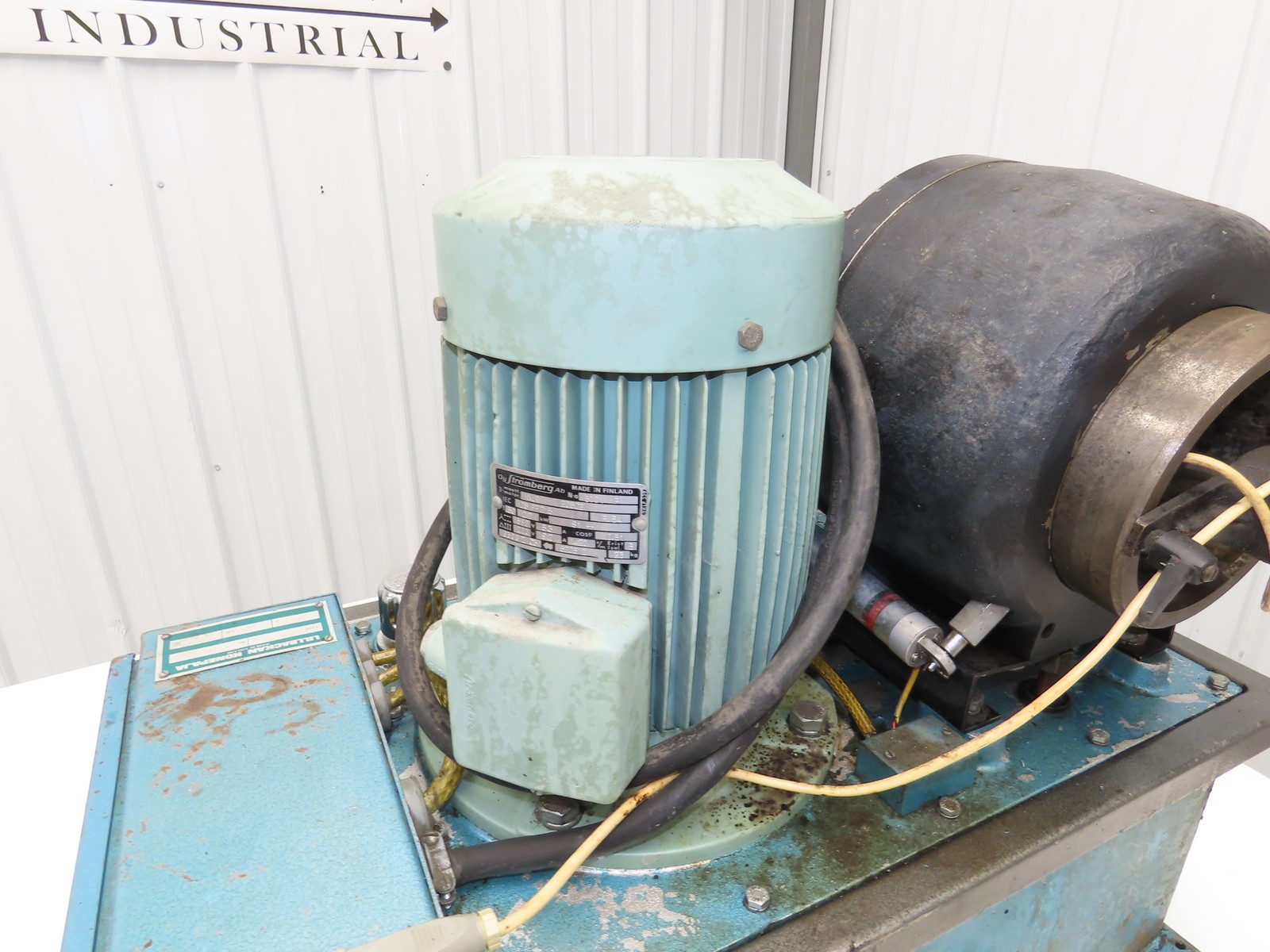 Lillbackan P20-AE Finn Power Hydraulic Hose Crimping Machine 3kw 230V 3Ph