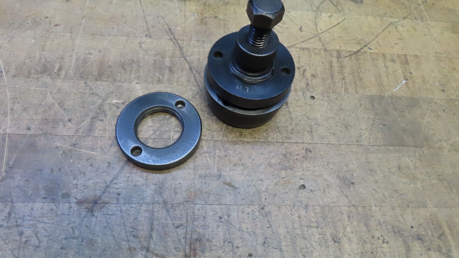 L.H. thread Cutter Grinder Surface grinding wheel arbor 1-1/4 with removal tool